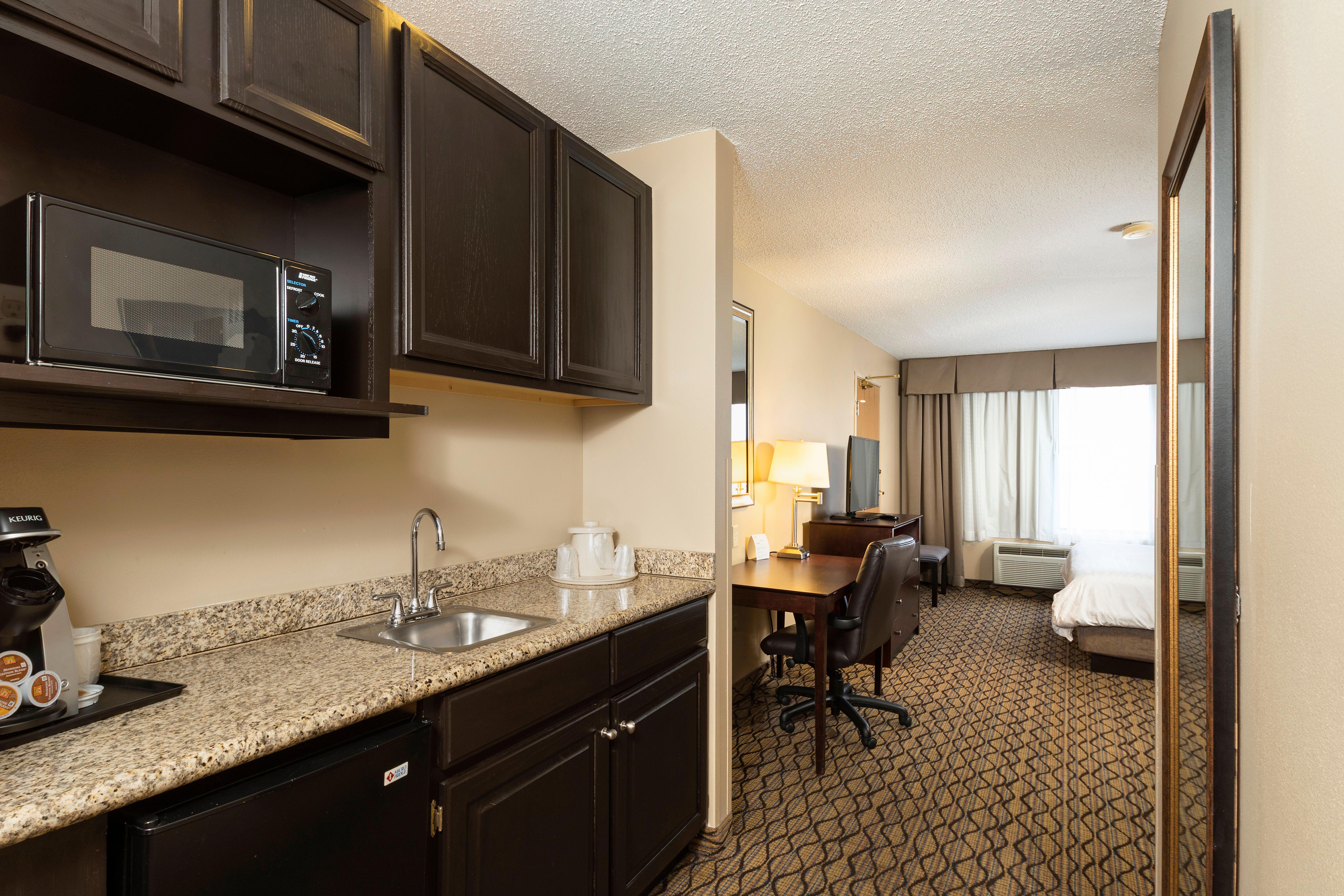 Holiday Inn Express Bloomington West By Ihg Ngoại thất bức ảnh