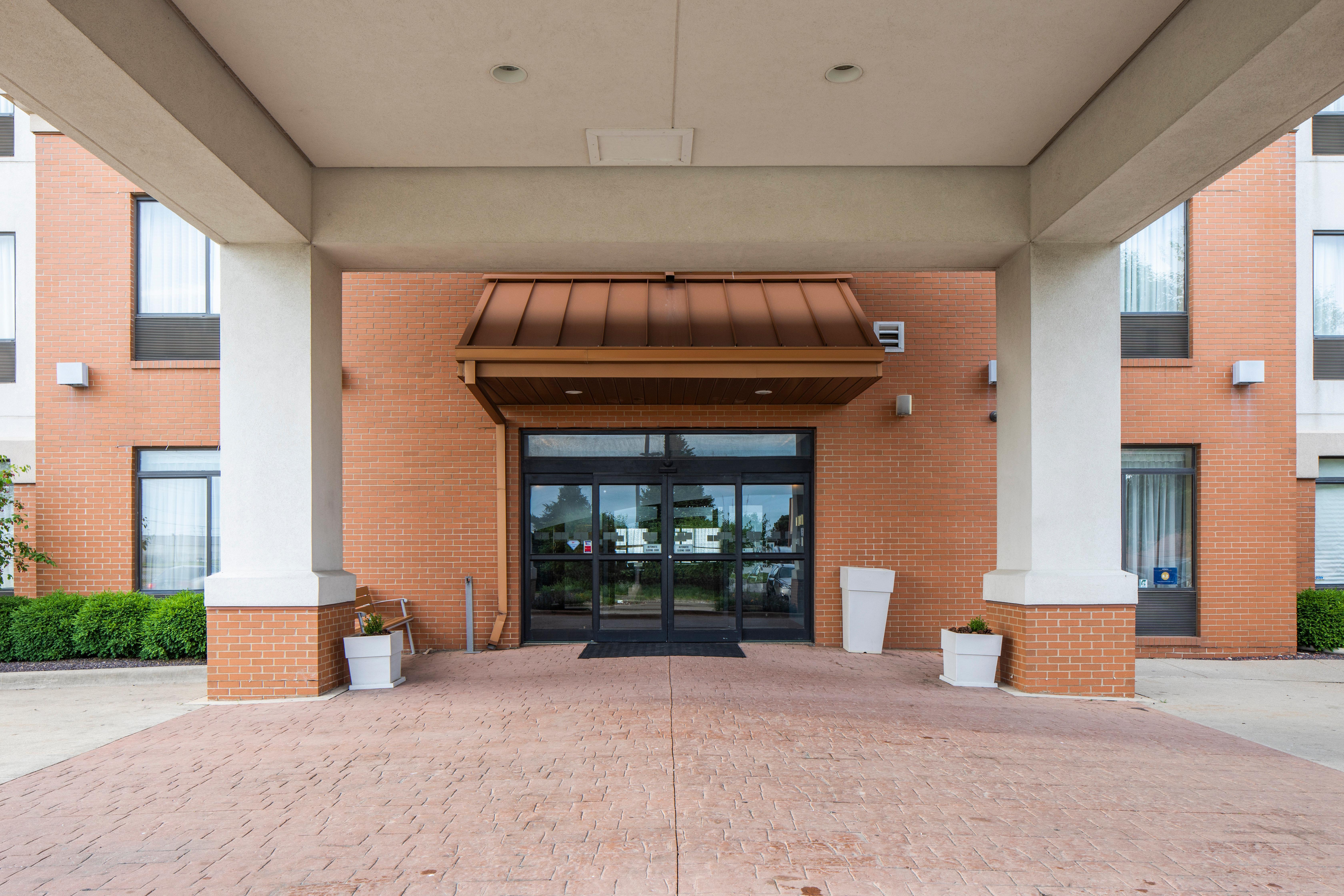 Holiday Inn Express Bloomington West By Ihg Ngoại thất bức ảnh