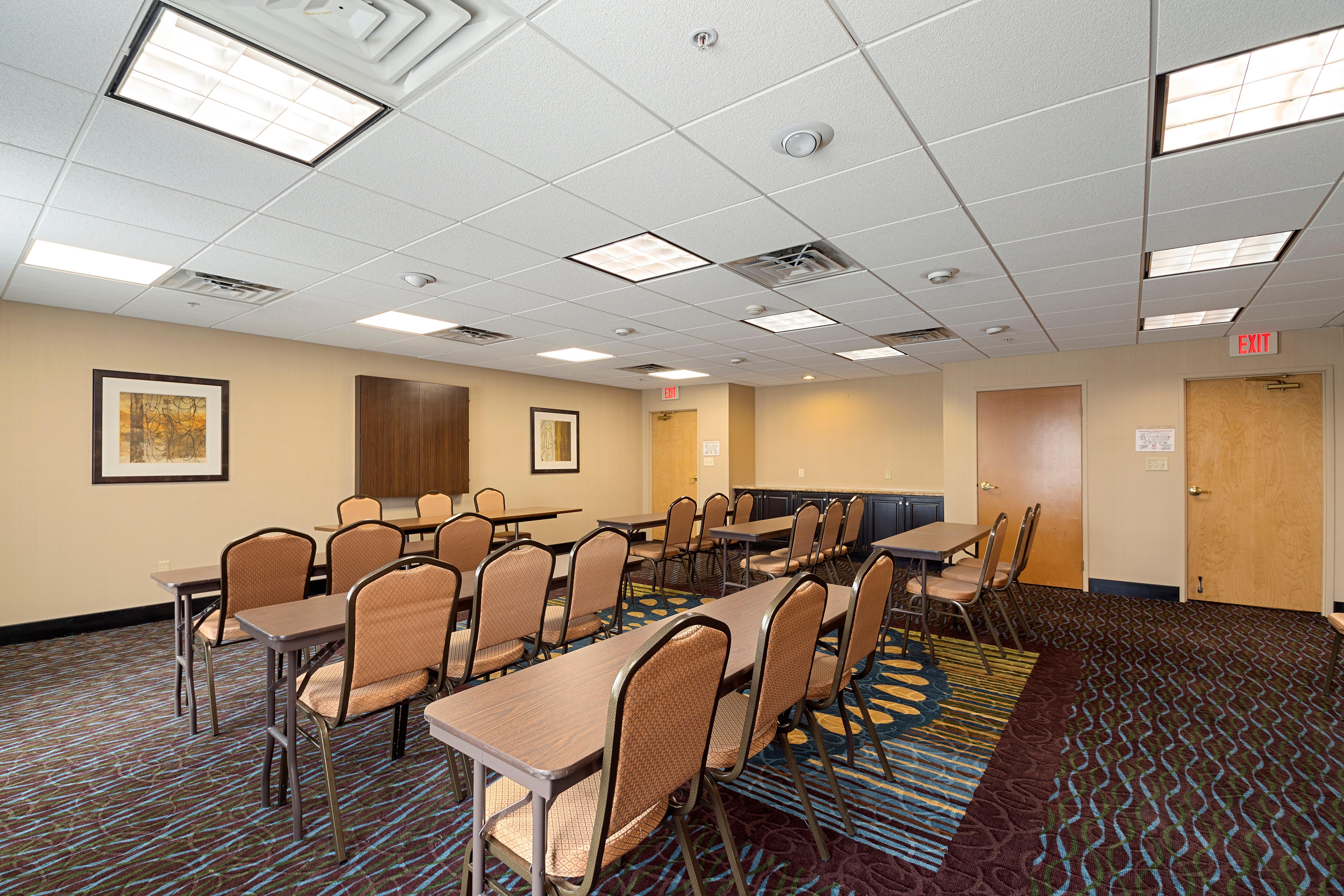 Holiday Inn Express Bloomington West By Ihg Ngoại thất bức ảnh